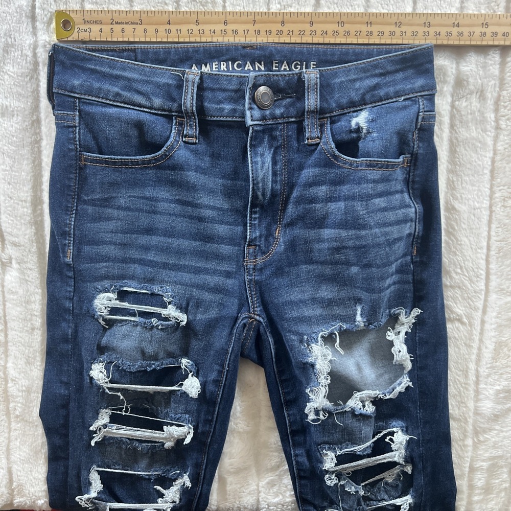 American Eagle Size 2 Short‎ 360 Next Level Stretch Hi-Rise Jegging Distressed - Picture 6 of 10